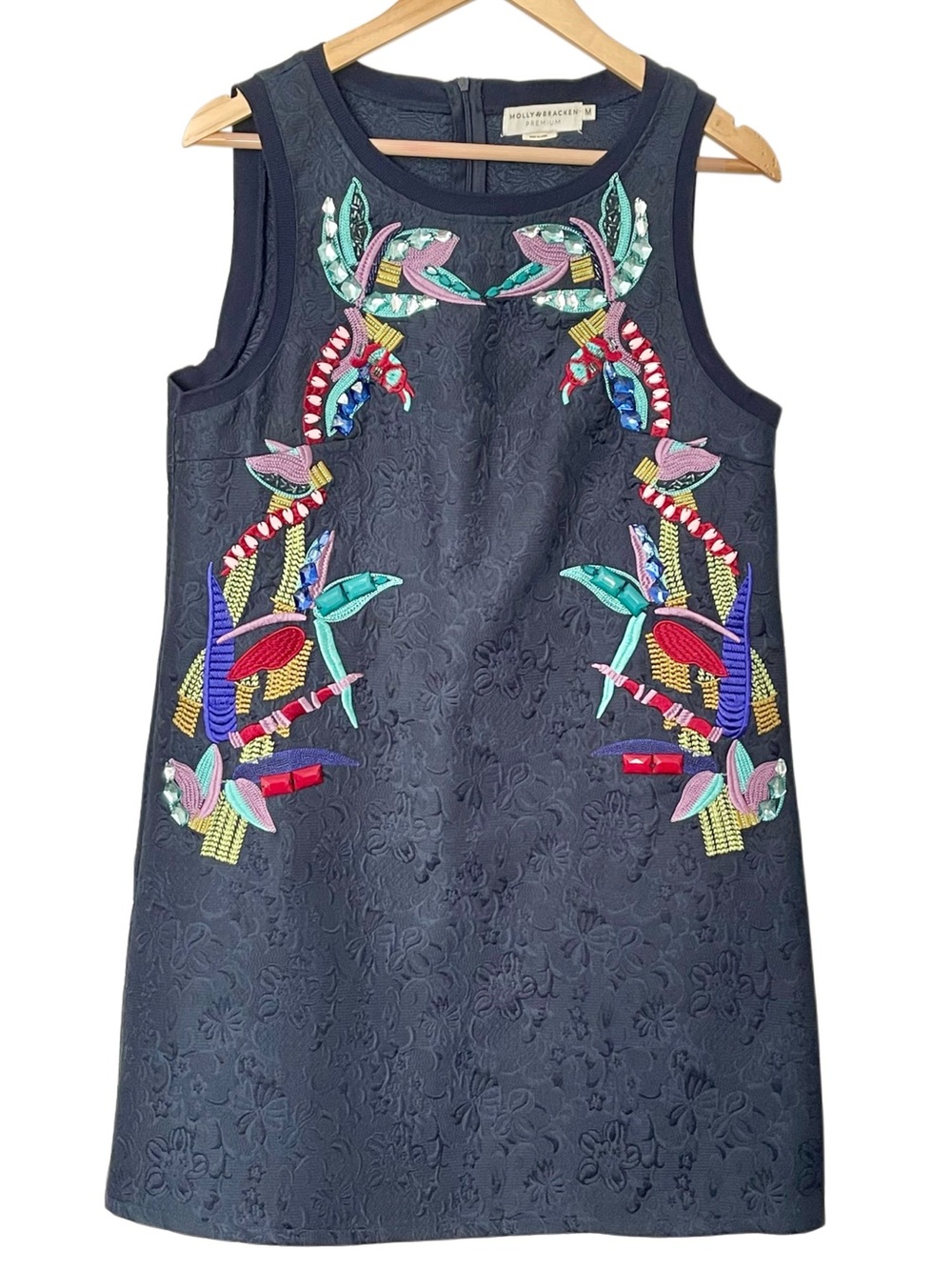 M Sleeveless Embroidered Molly Bracken Premium Mini Dress